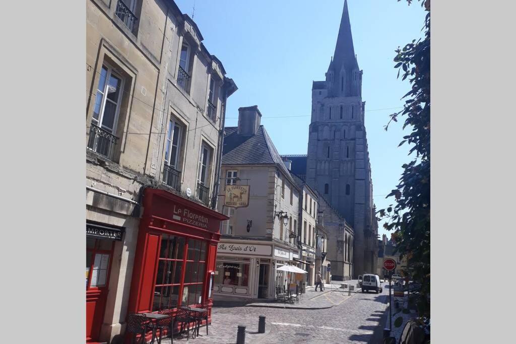 Au Coeur Du Vieux Bayeux, Logement De Charme 아파트 외부 사진